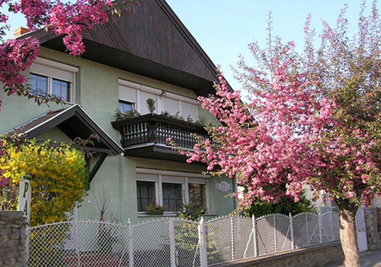 Rohonci Vendeghaz Otel Kőszeg Dış mekan fotoğraf